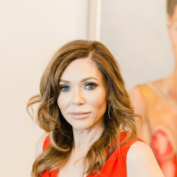 Meet your Posher, Deborah hancock - Picture 1 of 1